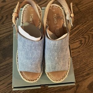 Like new Toms Blue Chambray Leather Wedge Sandal